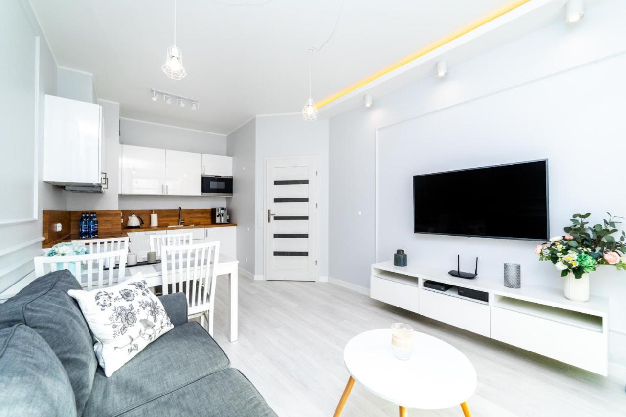 Bright - Neptun Park By Oneapartments Gdansk Bagian luar foto