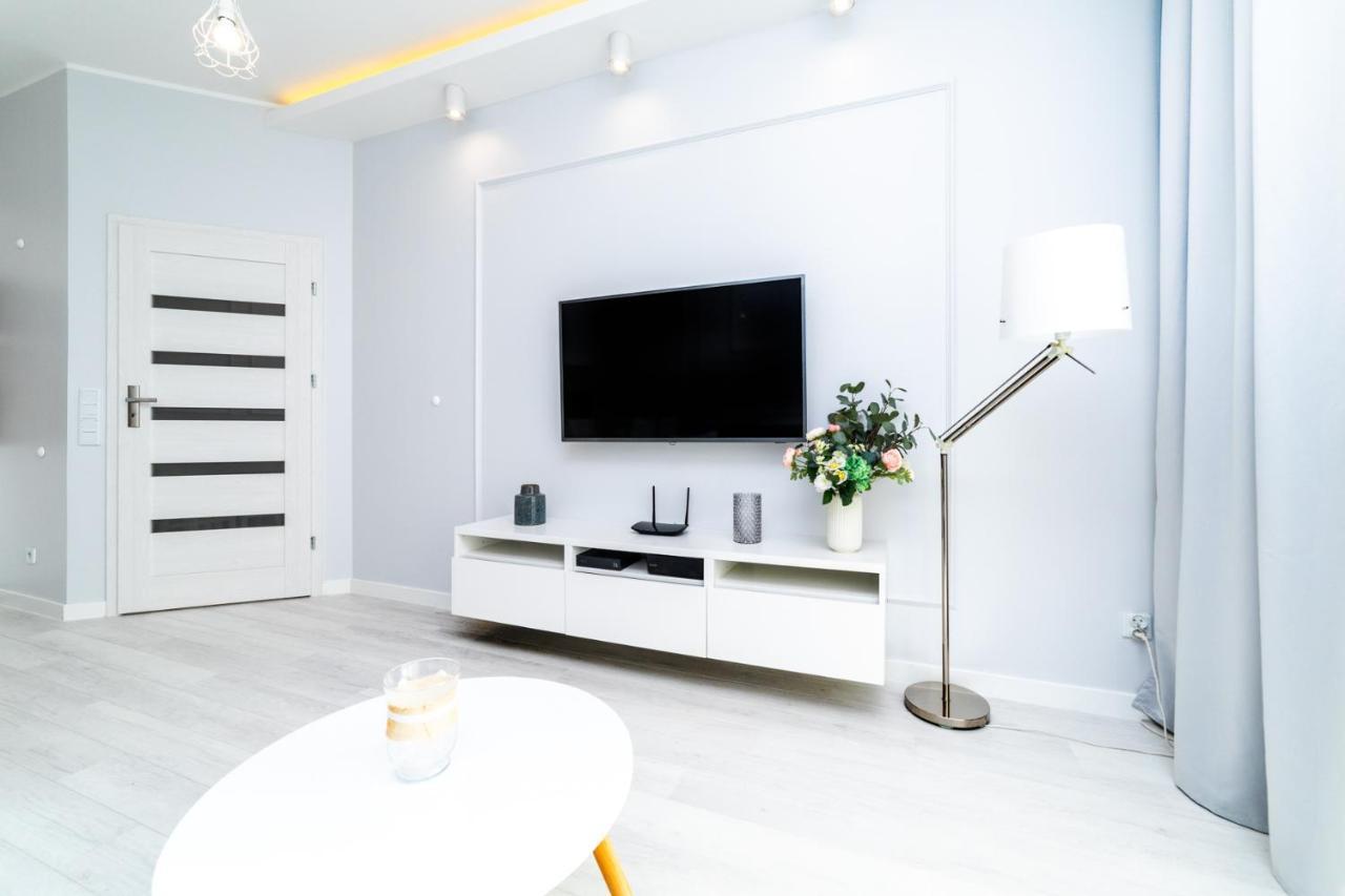 Bright - Neptun Park By Oneapartments Gdansk Bagian luar foto